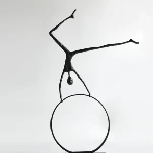 Escultura Hombre en la Rueda 40x8x60 cm